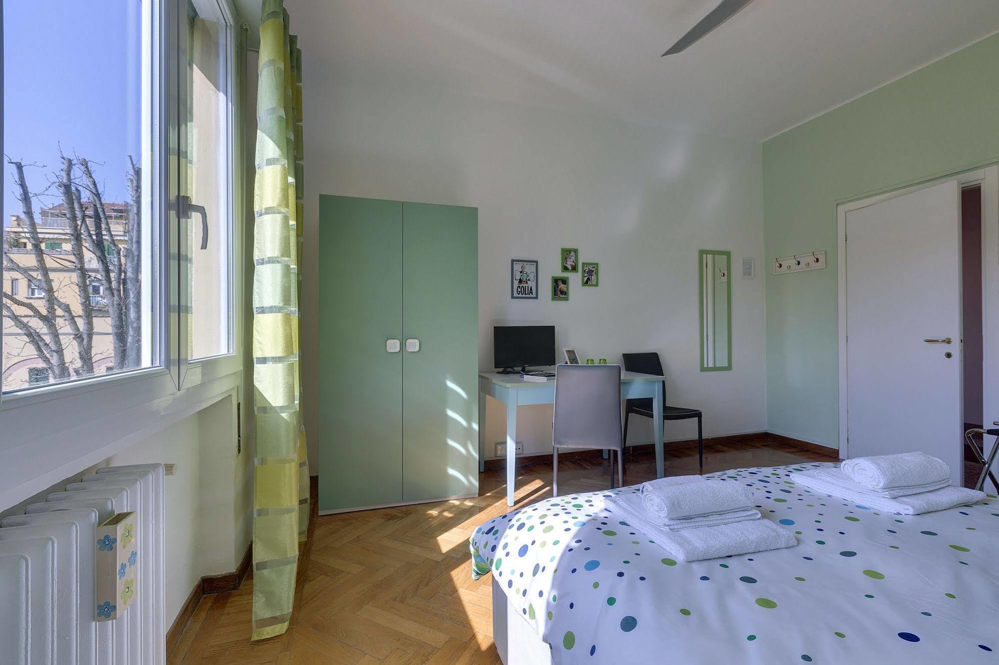 B&B Carosello Bologna Bagian luar foto