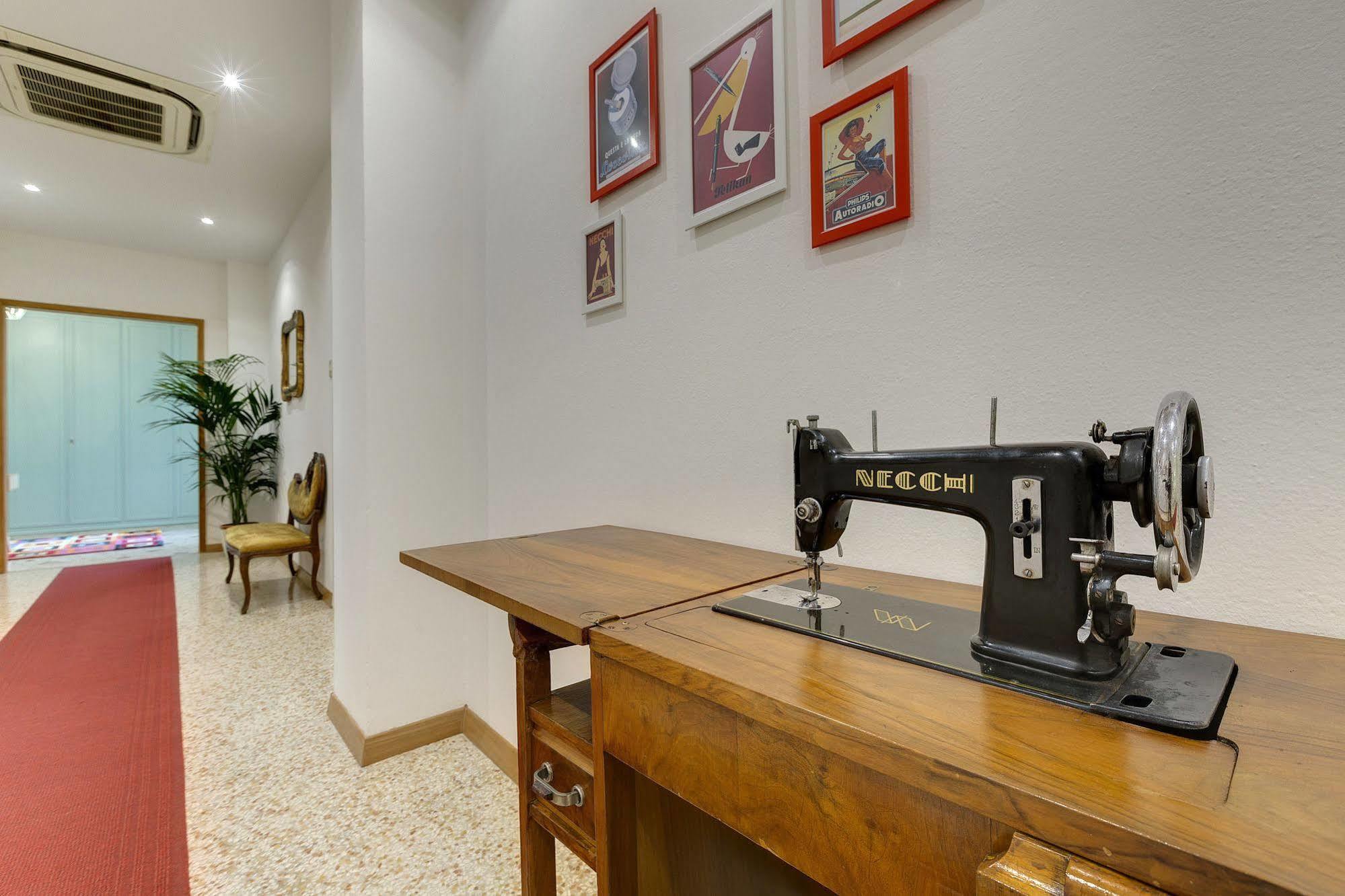 B&B Carosello Bologna Bagian luar foto