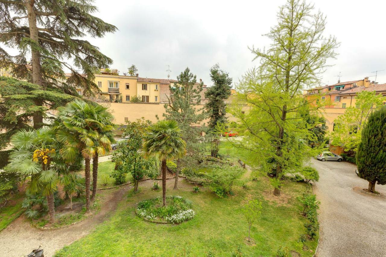 B&B Carosello Bologna Bagian luar foto